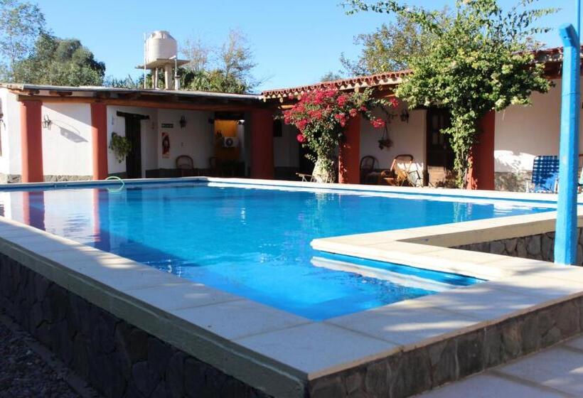 فندق فئة نجمة واحدة El Hospedaje