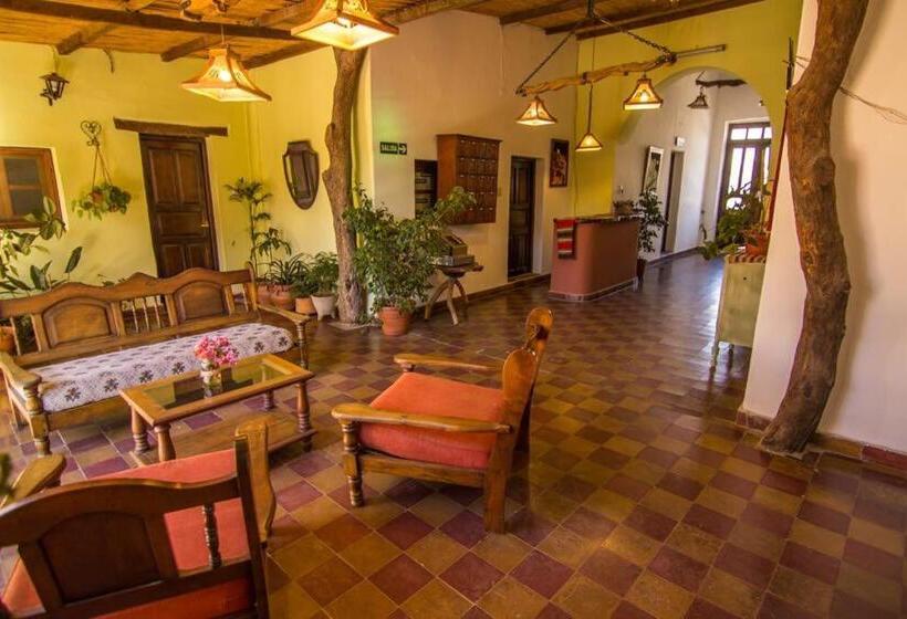 فندق فئة نجمة واحدة El Hospedaje