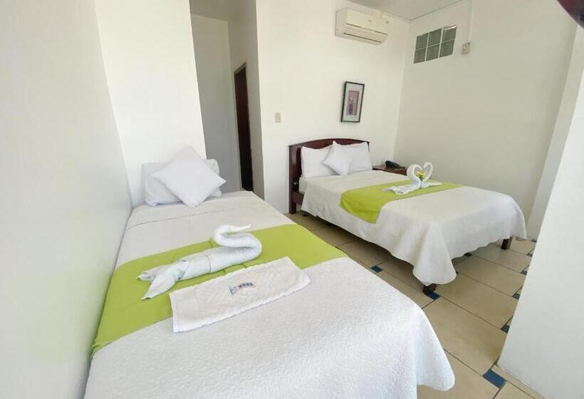 Szálloda Hostal Carliza