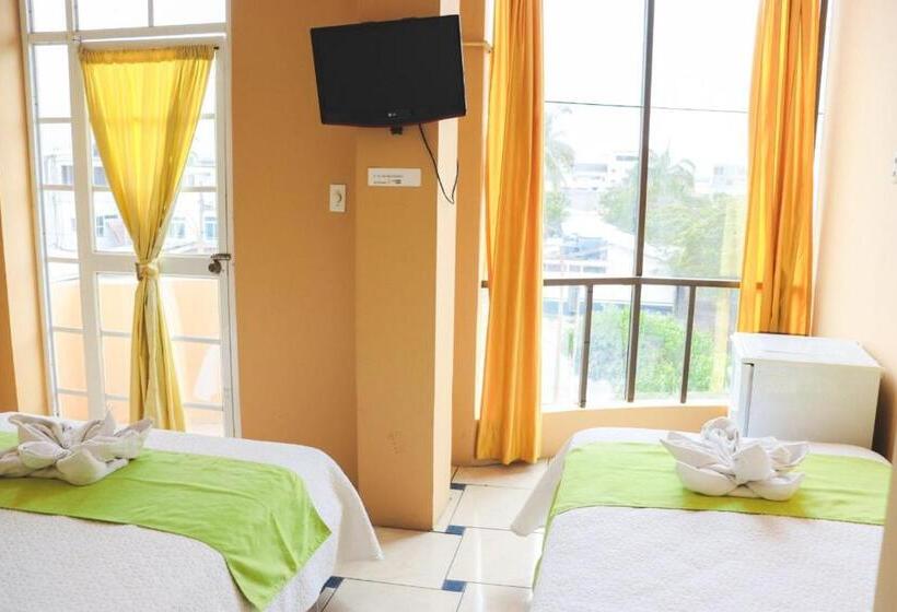 Szálloda Hostal Carliza