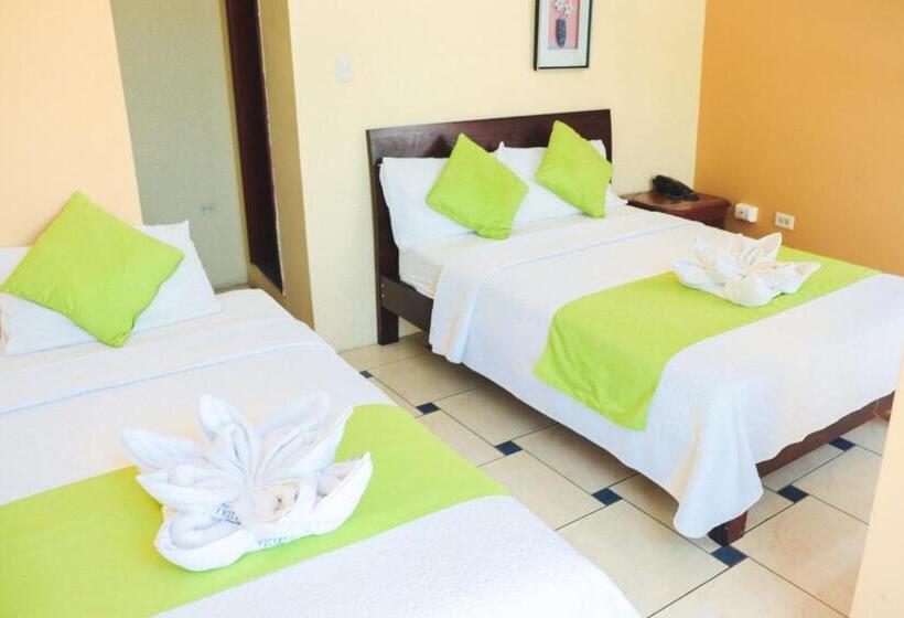 Szálloda Hostal Carliza