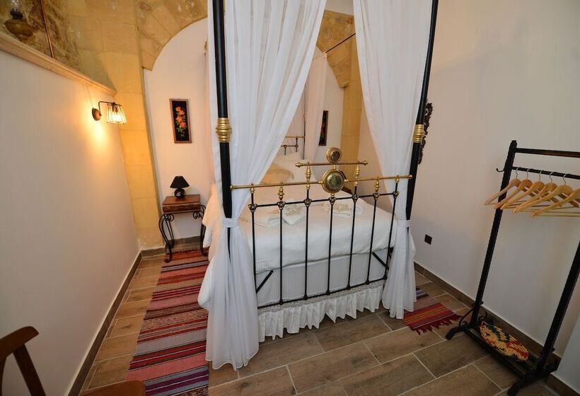 هتل Valide Hanim Konak