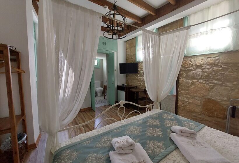 هتل Valide Hanim Konak