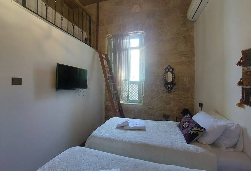 هتل Valide Hanim Konak