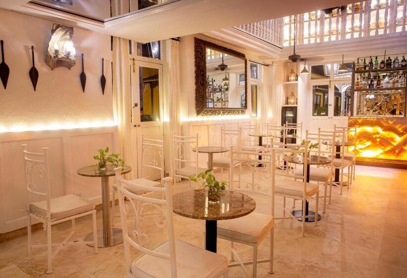 Leones De Alba Hotel Boutique