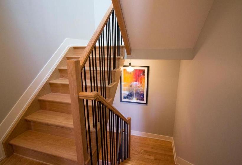 The Stewart Bed And Breakfast Ottawa