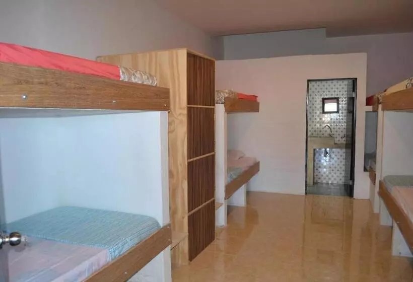 Retkeilymaja Tnt Mirador