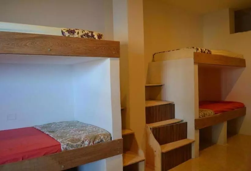 Retkeilymaja Tnt Mirador