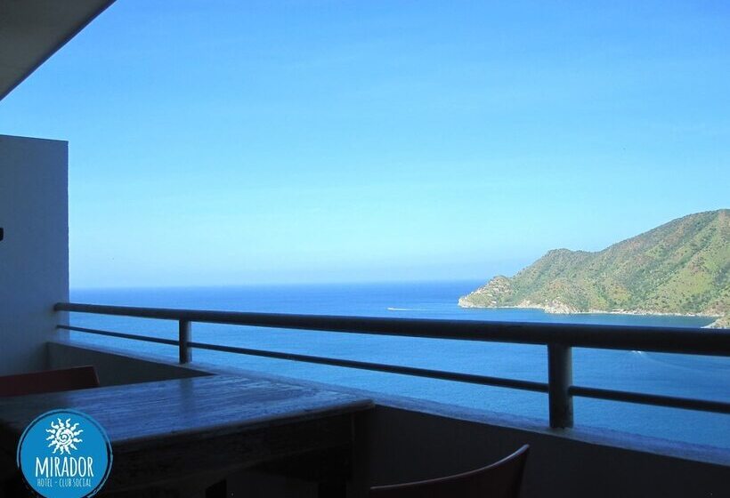 هاستل Tnt Mirador