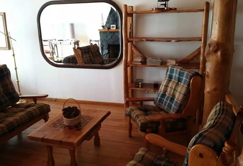 Hostelli Hosteria Lekun Lekun