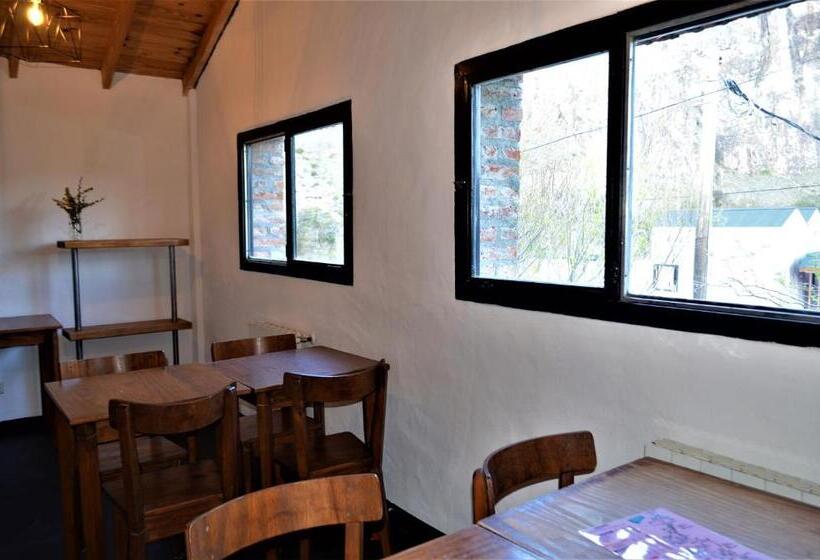 مسافرخانه Posada San Antonio