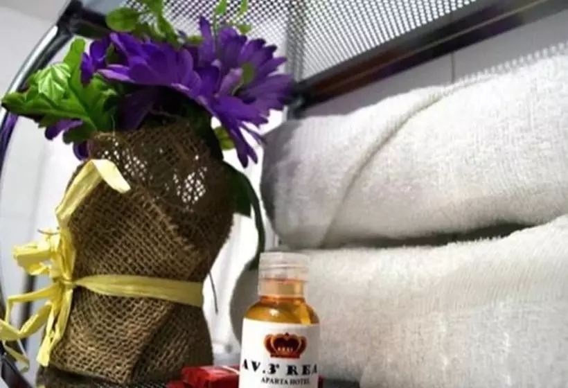 ホテル Avenida 3 Real En El Norte De Cali