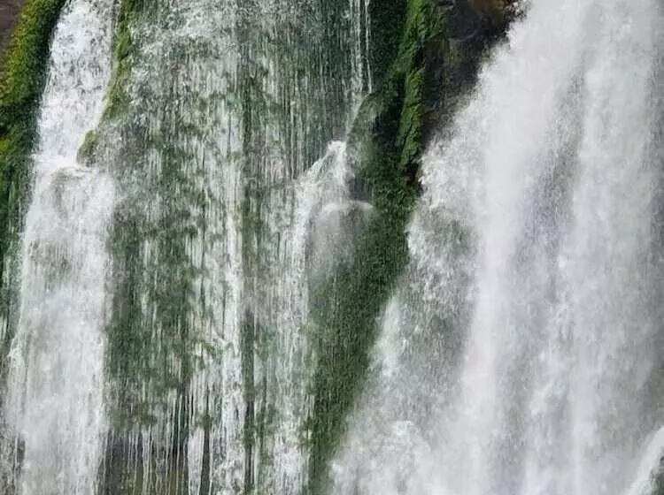 Hotelli Cabinas D’val