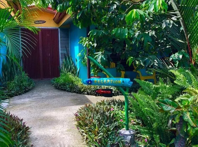 Hotelli Cabinas D’val