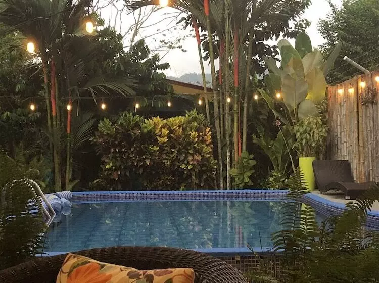 Hotelli Cabinas D’val