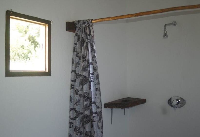 酒店 Gamboozini Lodge