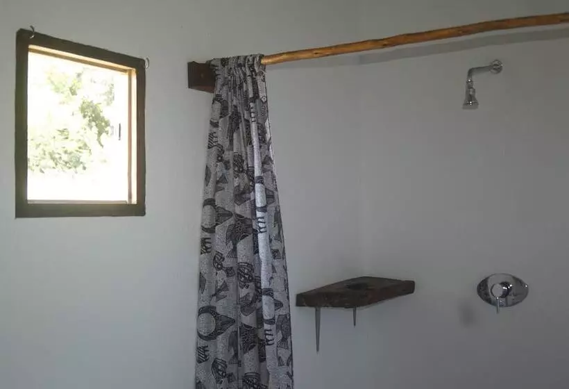 Hotelli Gamboozini Lodge