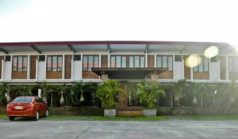Mango Valley Hotel 2