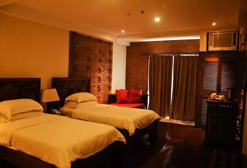 Mango Valley Hotel 2