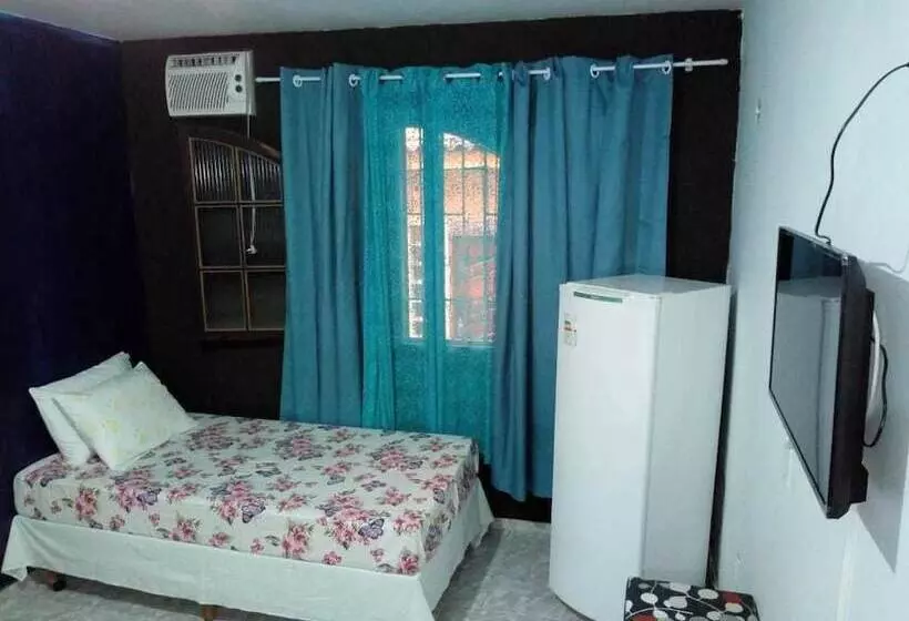 Hotelli Pousada Sobre As Ondas