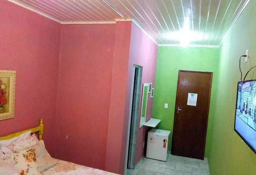 Hotelli Pousada Sobre As Ondas