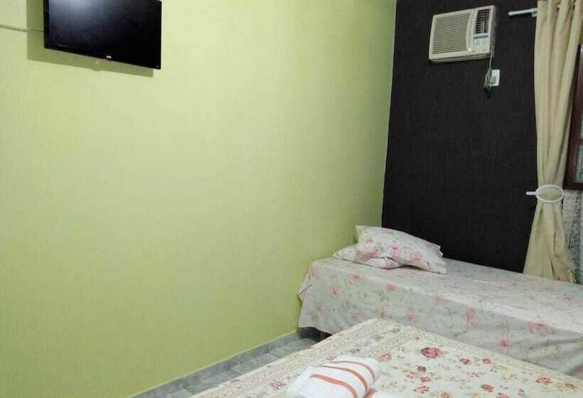 בית מלון כפרי Pousada Sobre As Ondas