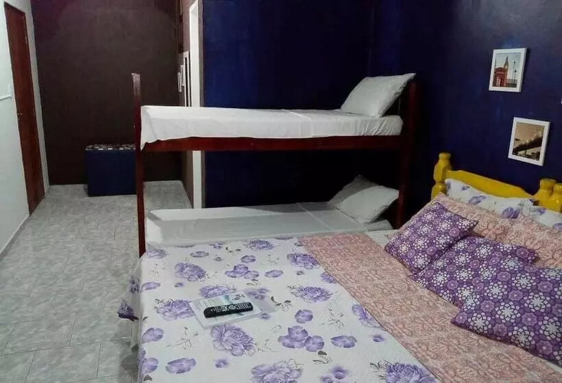 Hotelli Pousada Sobre As Ondas