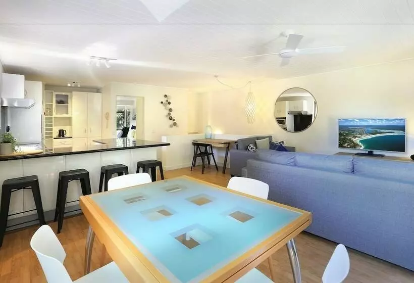 Tea Trees One Little Cove