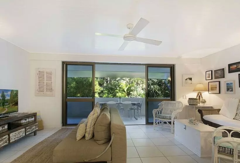 Tea Trees One Little Cove