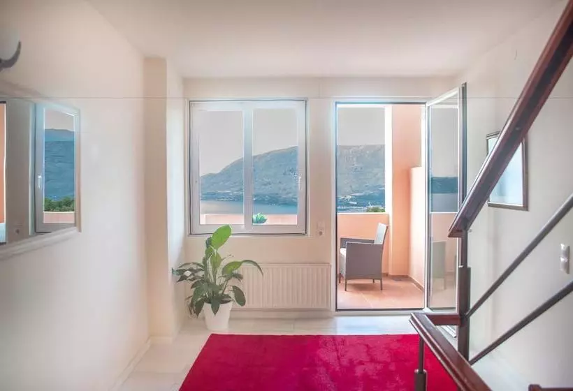 Villa Roxani