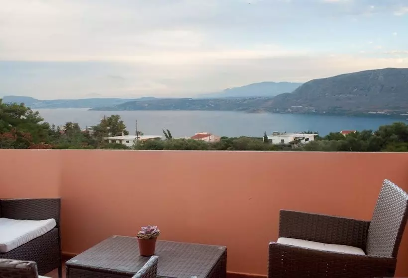 Villa Roxani
