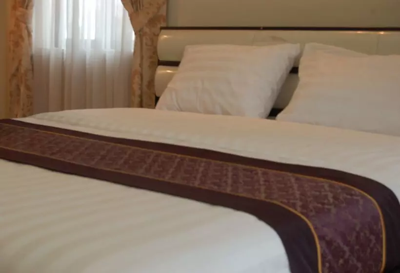 Diamond Serviced Apartments