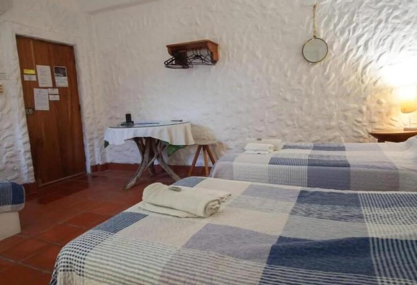 Hostal Galapagos By Bar De Beto