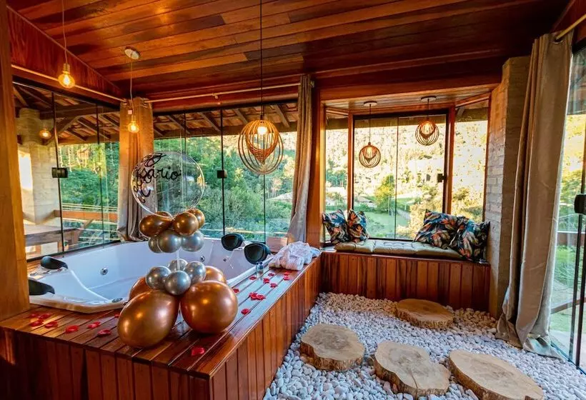 ホテル Pousada Chale Luiz