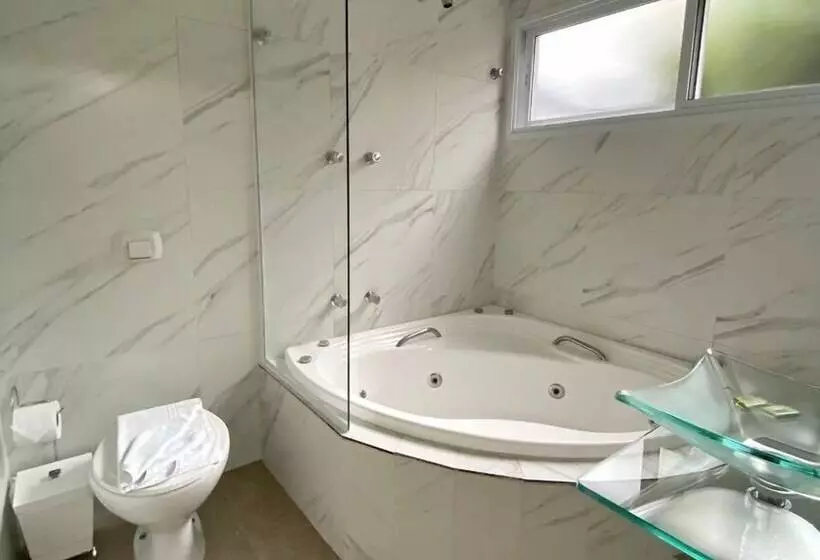 ホテル Pousada Vila Tio Lé