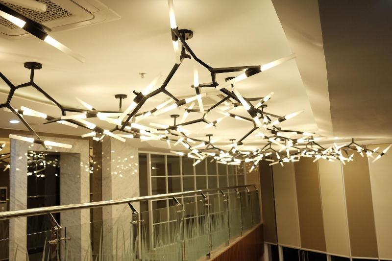 Verse Luxe Hotel Wahid Hasyim