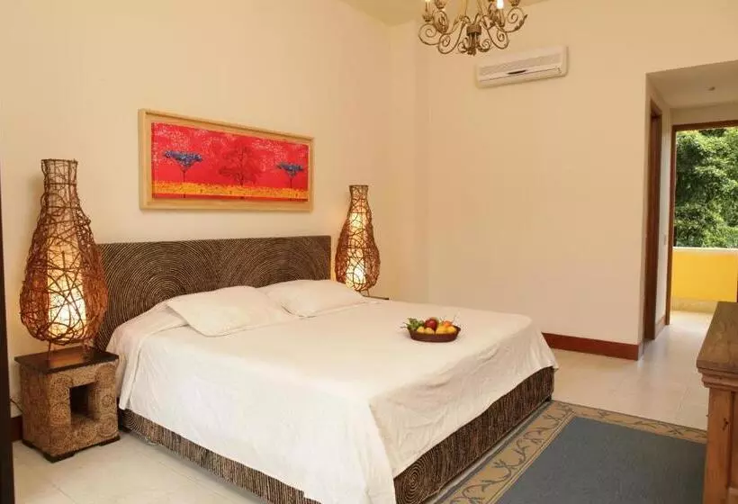 Hotelli Y Spa Santa Fe Colonial