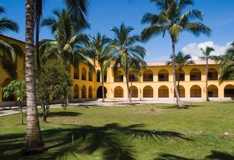 Hotelli Y Spa Santa Fe Colonial