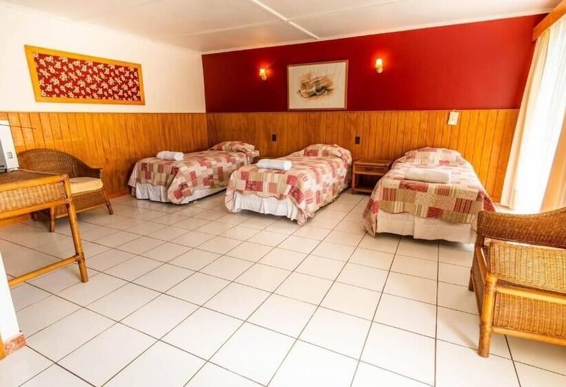 پانسیون Maru Lodge