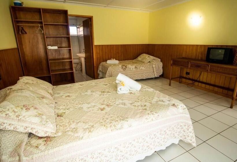 پانسیون Maru Lodge