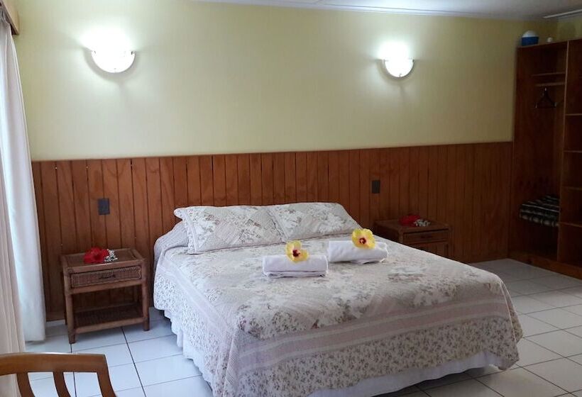 پانسیون Maru Lodge