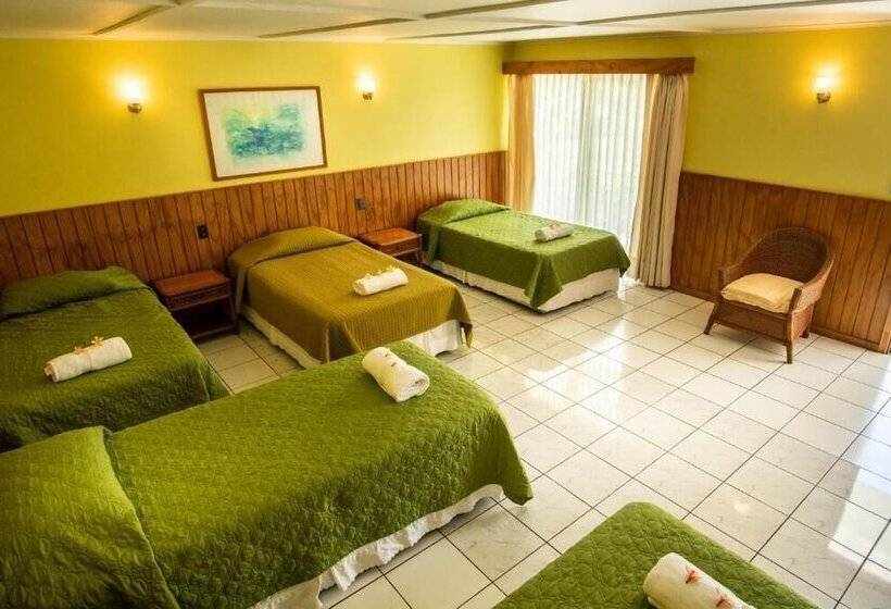 پانسیون Maru Lodge