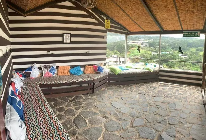 ユースホステル Cabinas Vista Al Golfo