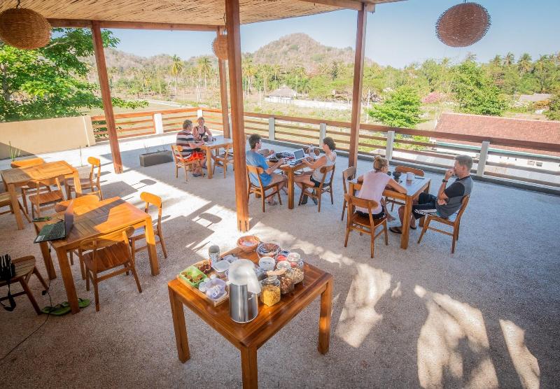 مبيت وإفطار Mango Lodge