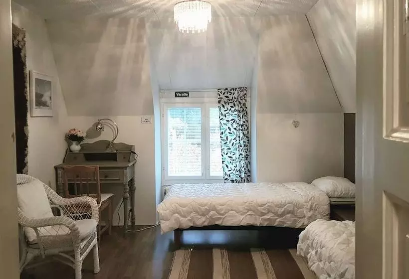 ベッドアンドブレックファースト Villa Rauhasalo