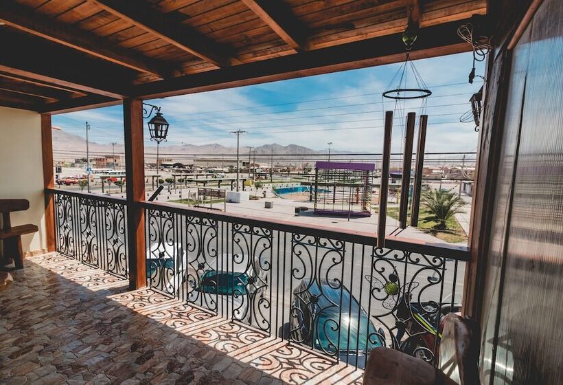 هتل Rustico Calama