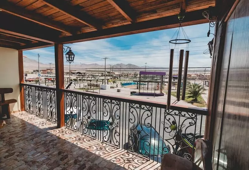 ホテル Rustico Calama