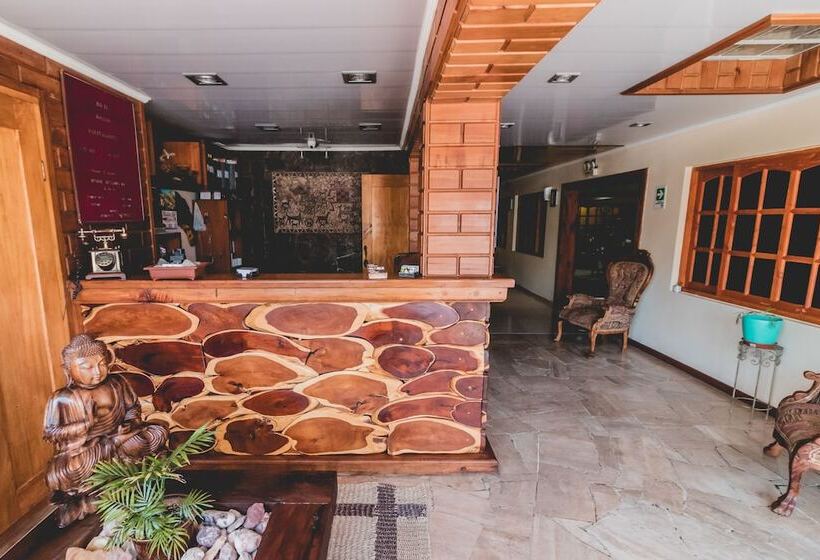 هتل Rustico Calama