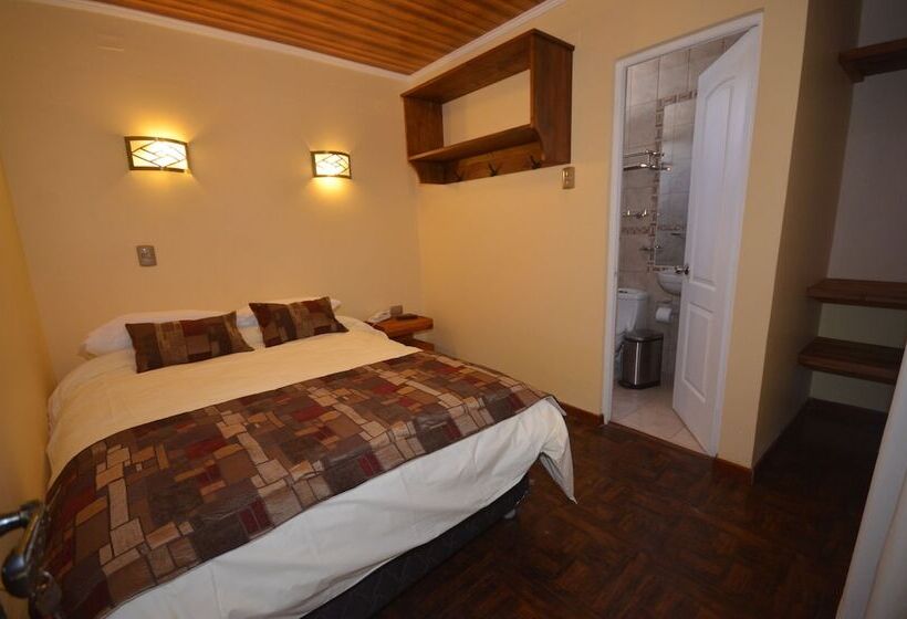 هتل Rustico Calama