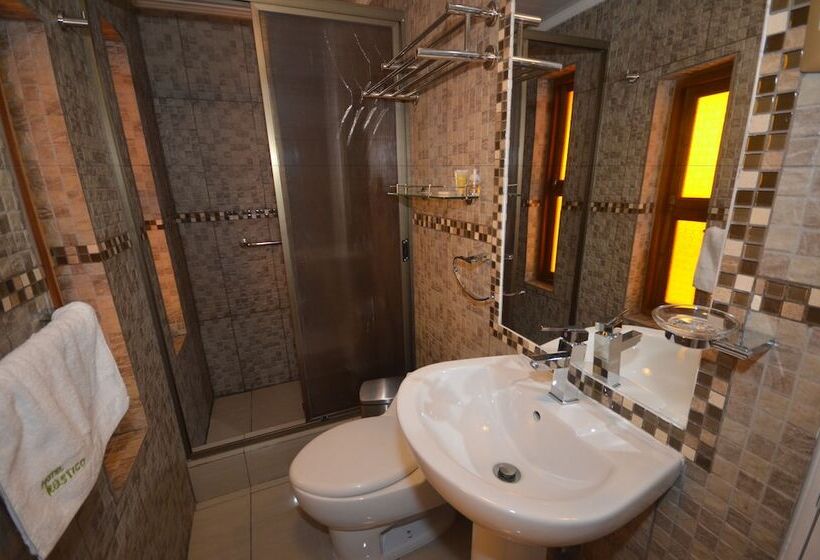 هتل Rustico Calama